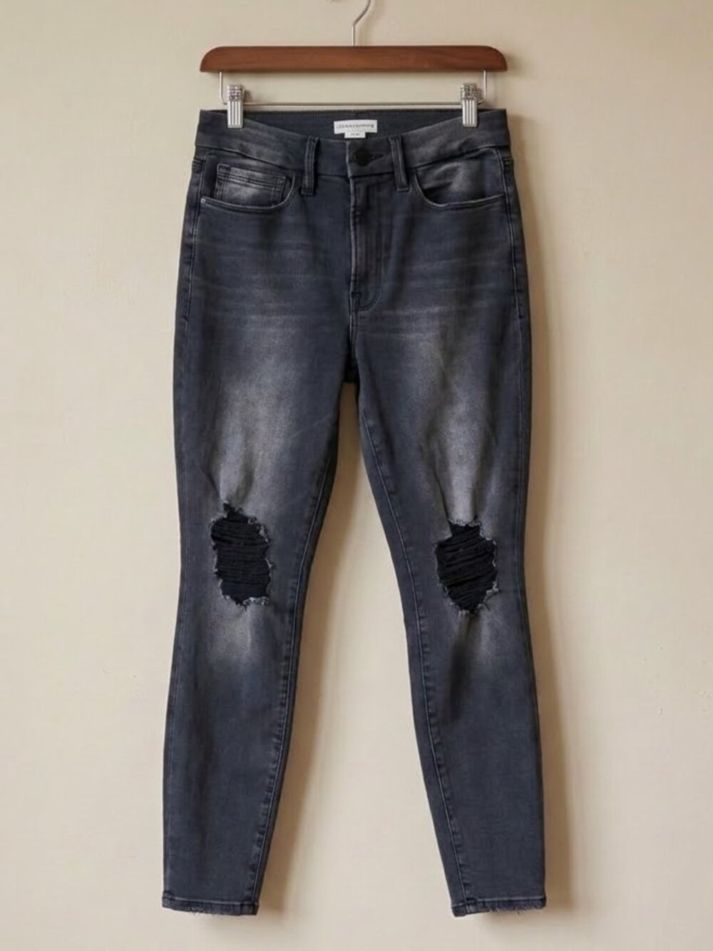 Good American Always Fits Black Distressed Skinny Jeans 6-12